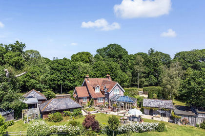 4.5 acres of House with Land for sale in Bramshaw