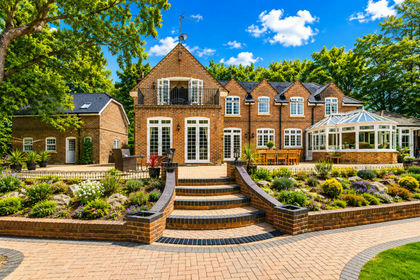 1 acre of House with Land for sale in Hound