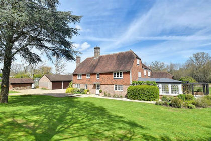 4 acres of House with Land for sale in Tenterden