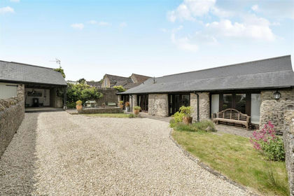 Barn Conversion for sale in Cold Ashton