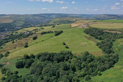 90 acres of Agricultural Land for sale in Porth