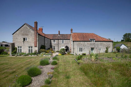 3.5 acres of House with Land for sale in Mere