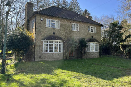 1.5 acres of Land for sale in Old Buckenham