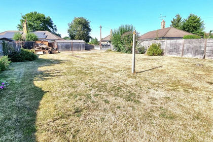 Building Plot for sale in Maxey