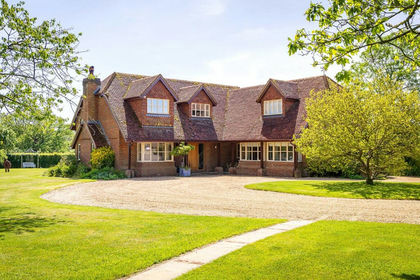 2.3 acres of House with Land for sale in Rudgwick