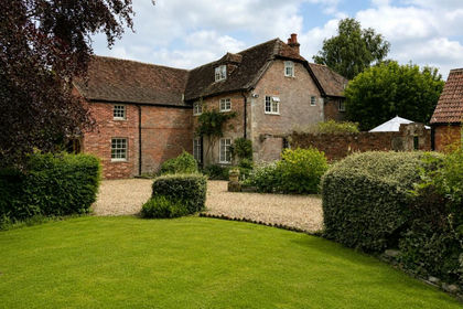 1.4 acres of House with Land for sale in Cranborne
