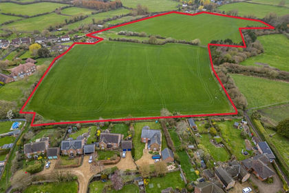 25.9 acres of Arable Land for sale in Potterne