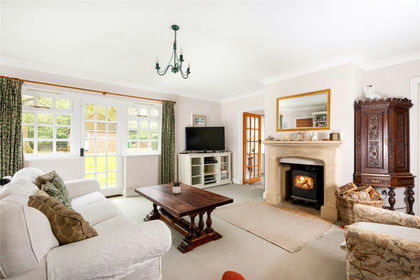 6 acres of House with Land for sale in Akeley
