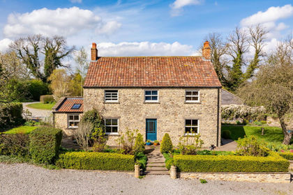 26 acres of Equestrian property for sale in Snape with Thorp