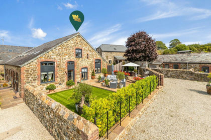 Barn Conversion for sale in Brixton