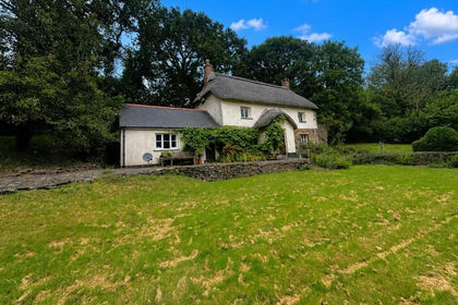 6.1 acres of Cottage for sale in Burrington