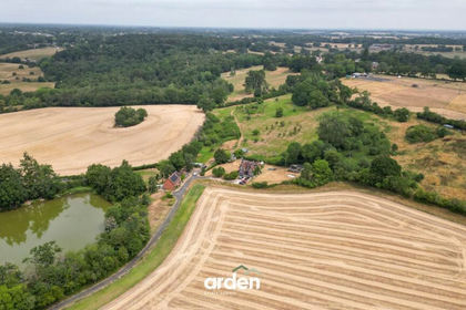 7 acres of House with Land for sale in Mappleborough Green