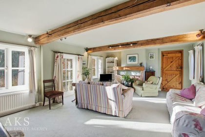 4.1 acres of Farmhouse for sale in Boylestone