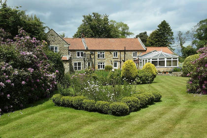 1.8 acres of House with Land for sale in Cloughton