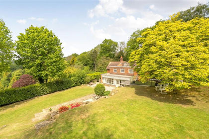 1.7 acres of House with Land for sale in Wadhurst