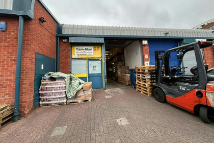 Warehouse for sale in Walthamstow