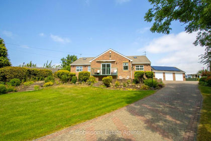 1.6 acres of House with Land for sale in Coxhoe