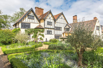 3 acres of Estate for sale in Hempnall