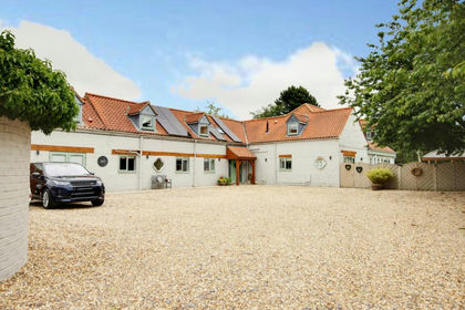 Barn Conversion for sale in Tickton