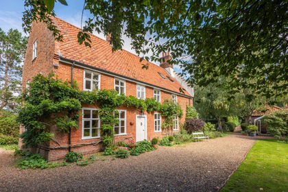 1.2 acres of Farmhouse for sale in Colby