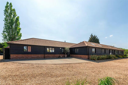 Barn Conversion for sale in Cople