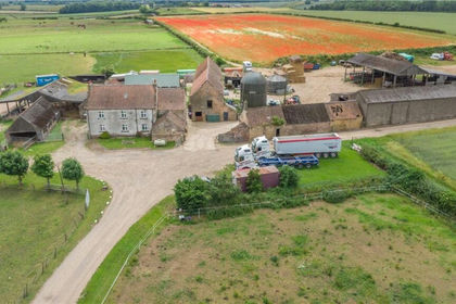40.6 acres of Farm for sale in Harthill with Woodall