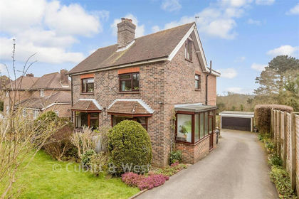 1.3 acres of House with Land for sale in Mayfield and Five Ashes