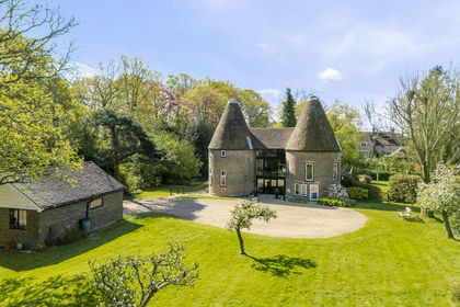 1.3 acres of House with Land for sale in Buxted