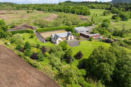 35 acres of House with Land for sale in Stirling and Strathallan