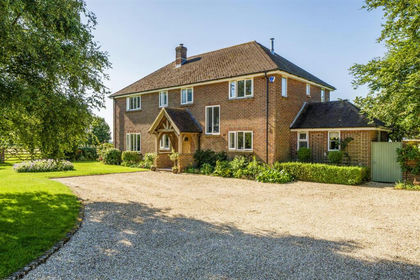 1.5 acres of House with Land for sale in Cheselbourne