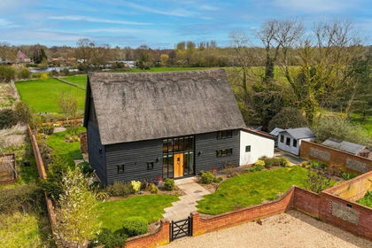 Barn Conversion for sale in Wortwell
