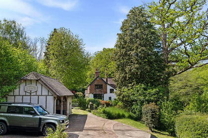 4 acres of House with Land for sale in Hartfield