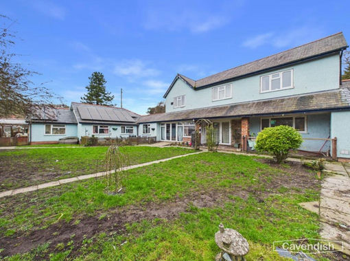 1.7 acres of House with Land for sale in Halkyn