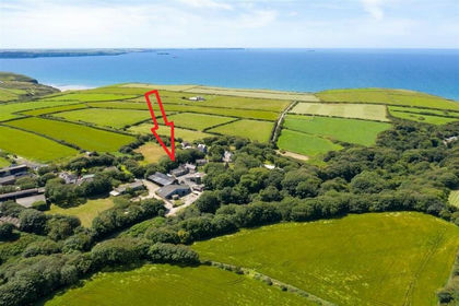182 acres of Farm for sale in Nolton and Roch