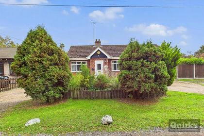 1.3 acres of House with Land for sale in Basildon and Billericay