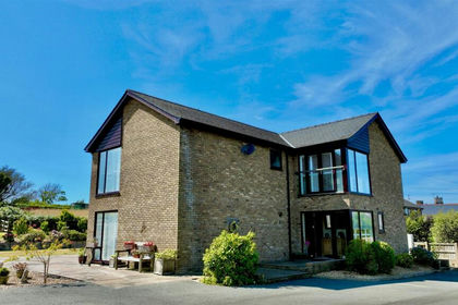 4 acres of House with Land for sale in Nefyn