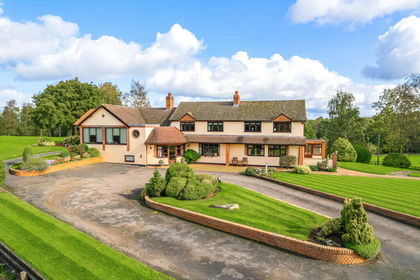 15 acres of House with Land for sale in Rock