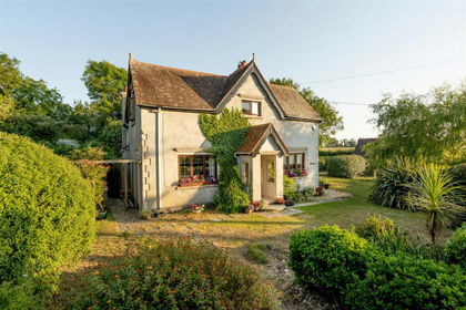 1 acre of House with Land for sale in Fleet