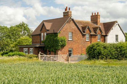 3 acres of Equestrian property for sale in Thurleigh