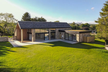 1 acre of House with Land for sale in Felliscliffe