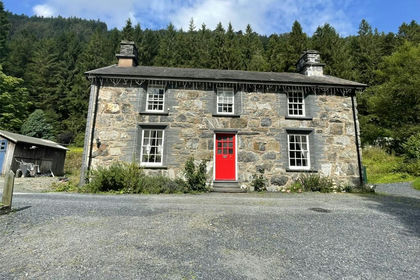 6.5 acres of Land for sale in Corris
