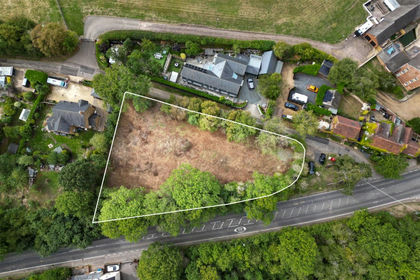 Building Plot for auction in Braunston