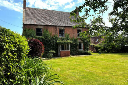 1.5 acres of House with Land for sale in Brent Knoll
