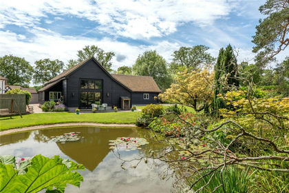 Barn Conversion for sale in Abinger