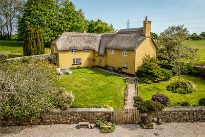 2 acres of Farmhouse for sale in Mamhead