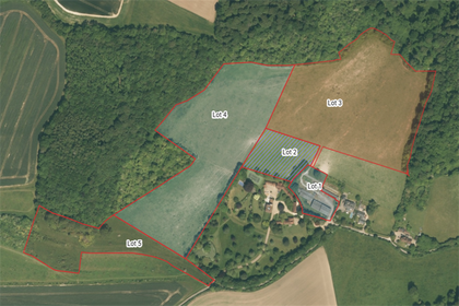 11.8 acres of Land for sale in Checkendon
