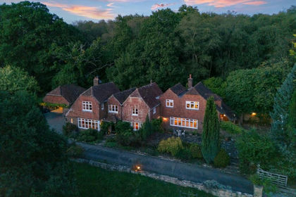 14 acres of House with Land for sale in Dallington