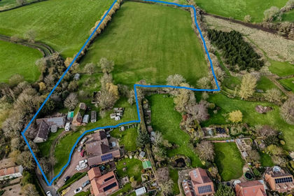 8.7 acres of House with Land for sale in Hough-on-the-Hill