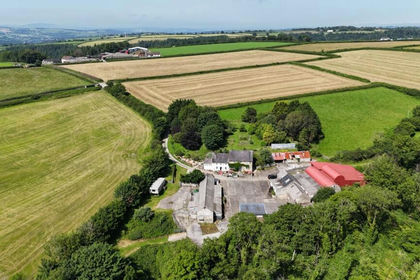 40 acres of Smallholding for sale in Troedyraur
