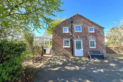 Barn Conversion for sale in Kirkbampton